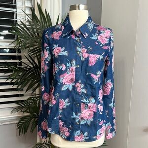 Guess Floral Denim Button-Up Shirt size medium